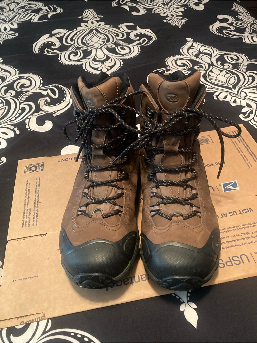 Ecco Men's Brown and Black Waterproof Hiking Boots